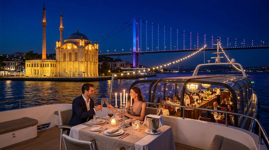 Bosphorus dinner cruise in Istanbul with Turkish night show
